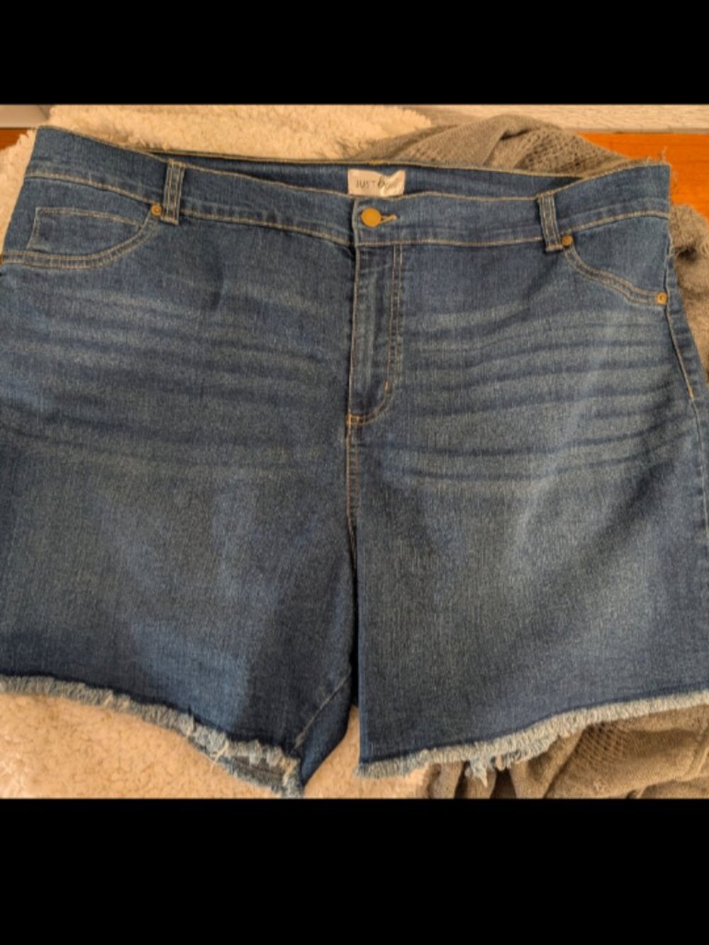 JUST BE... Women's Plus Size 3X Denim Jean Shorts Frayed Hem-Faux Front Pockets